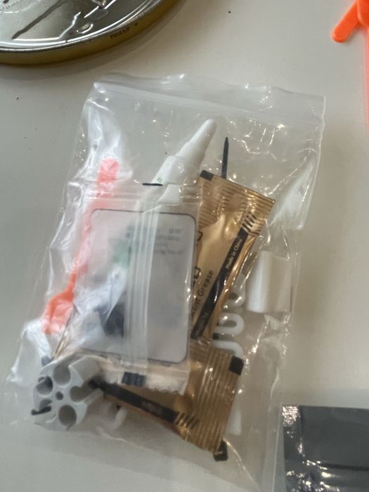 Bambu lab A1 mini с ъпгрейди и кутия enclosure