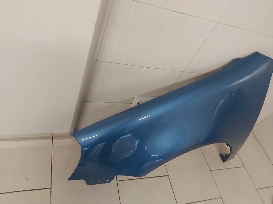 Aripa Fata Stanga VW Golf 5/V 2004-2008 (LC5G (Albastru))