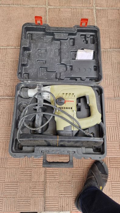 Продам перфоратор почти новый