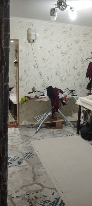 Ҳовли сотилади 6 хона 6 сотих