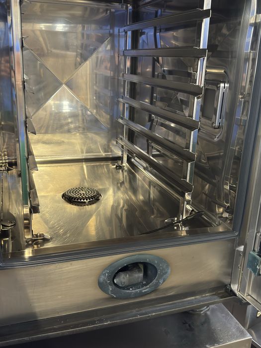 Професионален конвектомат Rational SCC61E