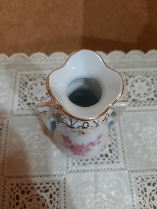 Красивая, миниатюрная, коллекционная вазочка из фарфора, винтаж,  Roya