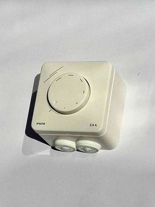 Регулатор за вентилатор монофазен 2,5 А