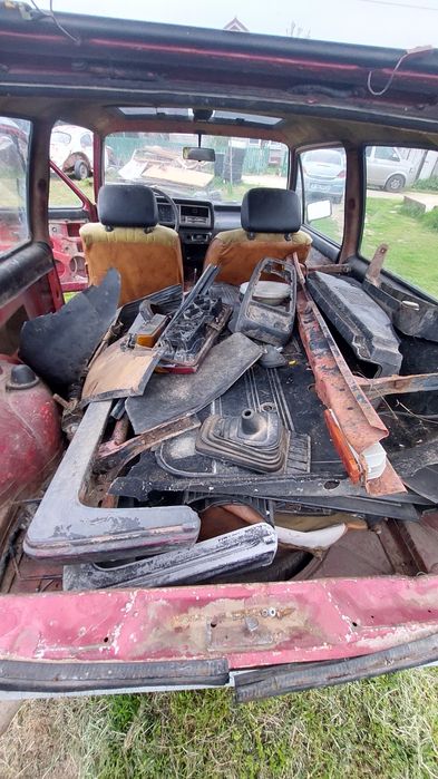 Vand golf mk1 1980 ( NU DEZMEBREZ )