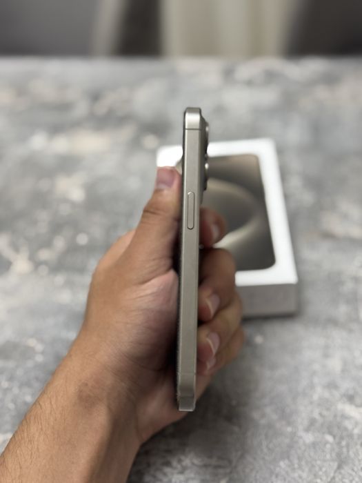 IPHONE 15 pro, 256 gb