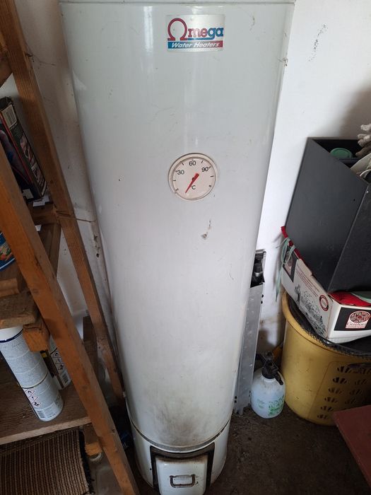 Vând boiler apa calda