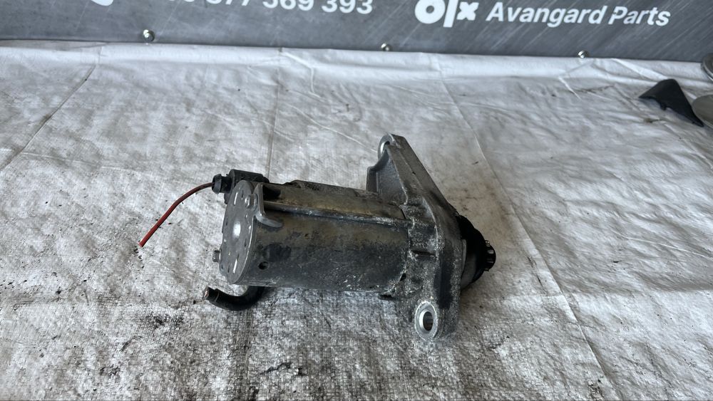 Volkswagen Golf 5 1.6 FSI стартер