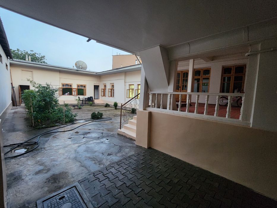 Oladigala telfon qisin iltimos maklerla bezovta qimasin iltimos silada