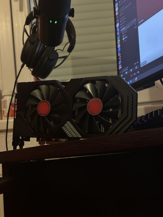 XFX gts RX 580 4GB GDDR5