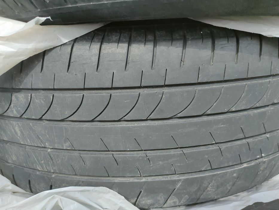 235/55/20. Б/У продаем.