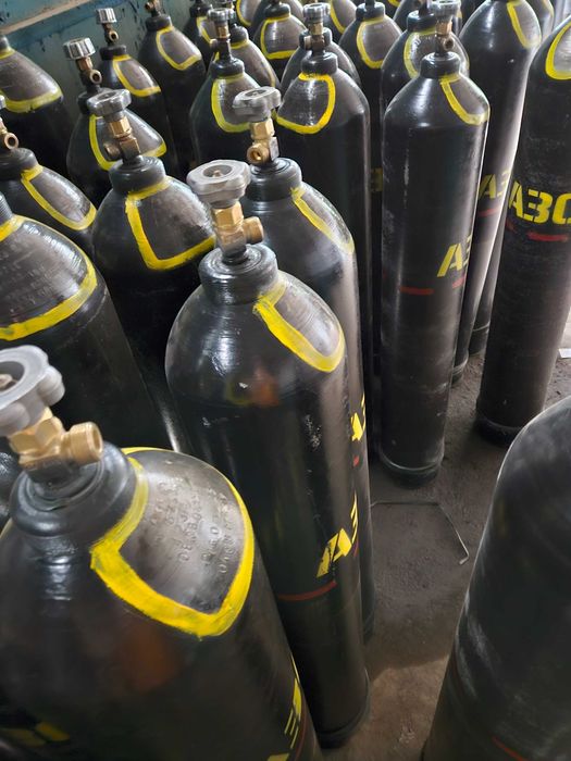 Азот газ особой чистоты 6.0 (99,9999%) в 40 литровом баллоне (5,7м3)