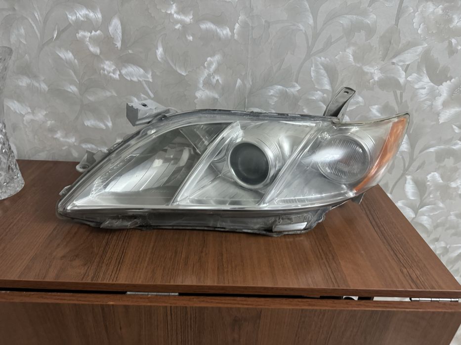 Передние фары камри