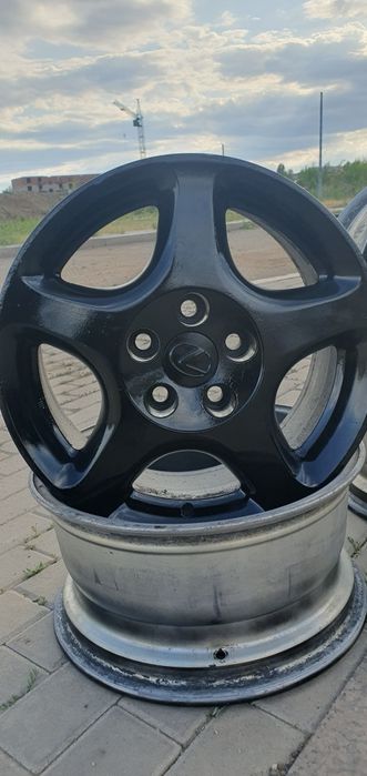 Продаю диски от Тойота