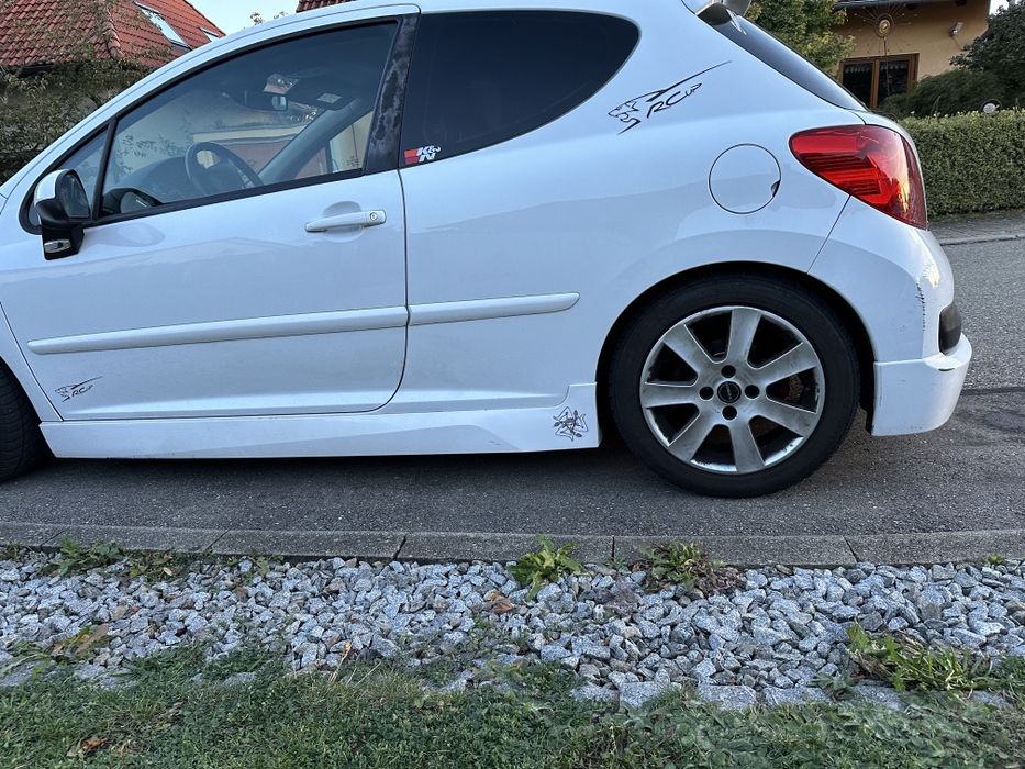 Peugeot 207cc 1.6