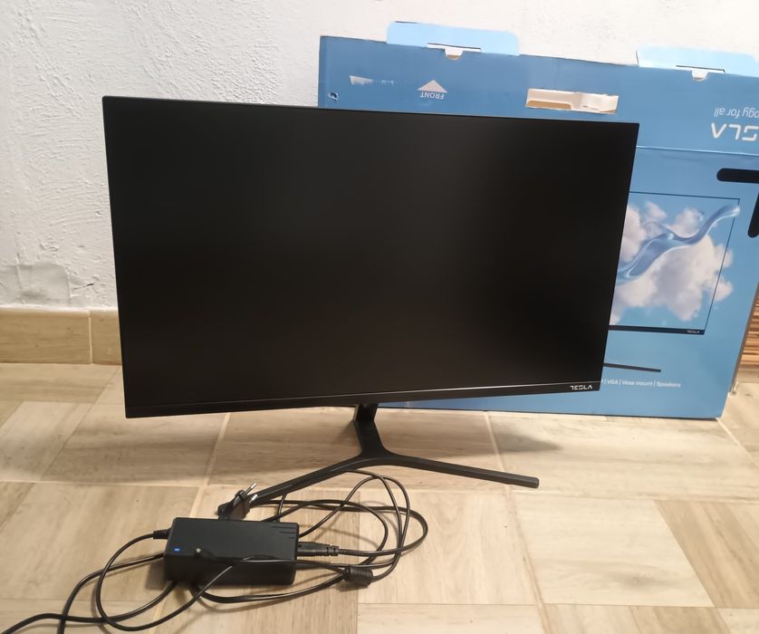 Monitor Tesla 24" 100hz  - NOU