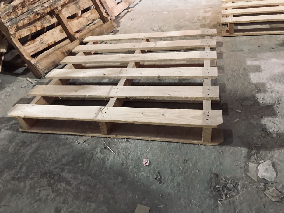 Продается паллеты(паддон)