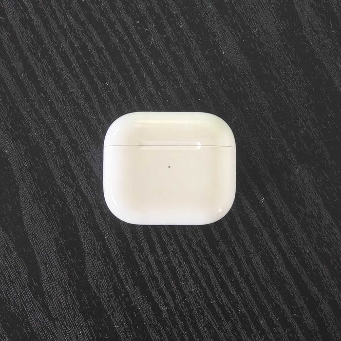 AirPods Generatie 3,numărul de serie valid si husă (citește descriere)