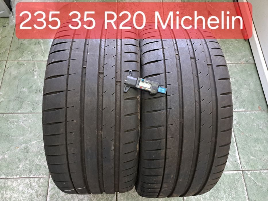 2 anvelope 235/35 R20 Michelin