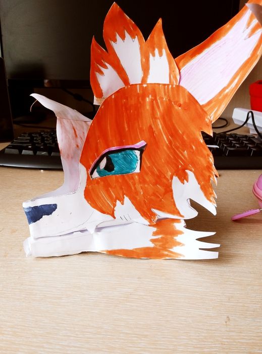 Самодельная оранжевая собачка