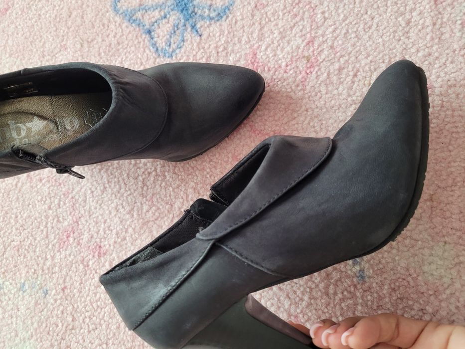 Pantofi cu toc BbUP piele intoarsa,  36 si 37