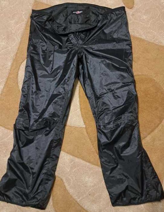 Geaca XL si pantaloni L moto SpeedUp la jumatate de pret mesada ploaie