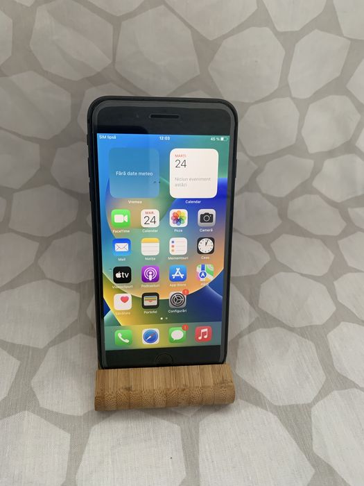 Iph.8+ 256.gb. Iph.8 plus 256gb baterie 75%