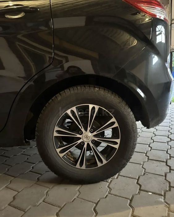 Продам Lada xray