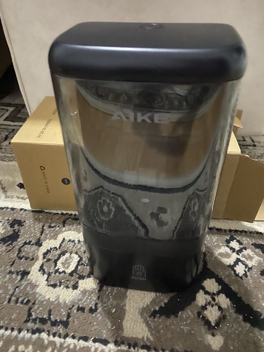 Dozator de sapun lichid / gel de duș