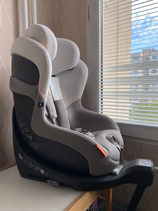 Столче за кола Cybex Sirona