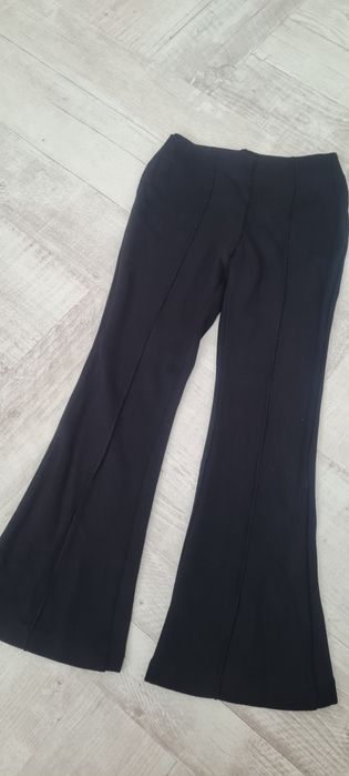 Pantaloni colanți evazați trapezi negri fete H&M marimea 116 122