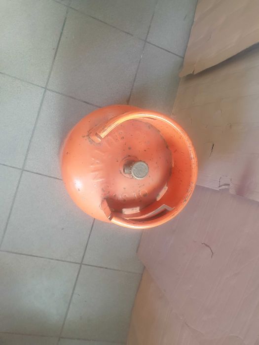 Butelie aragaz cu guler