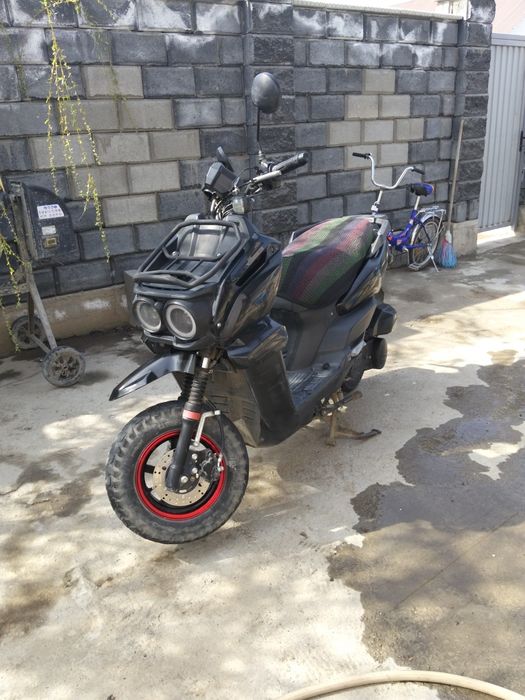 Срочно продам мопед танк