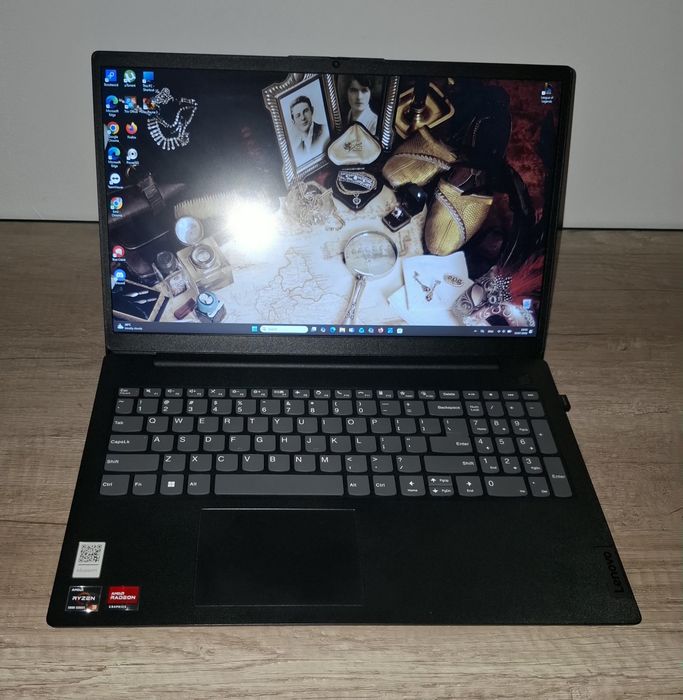 Vând laptop Lenovo in stare perfecta