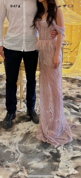 Бална рокля -размер Хс-С