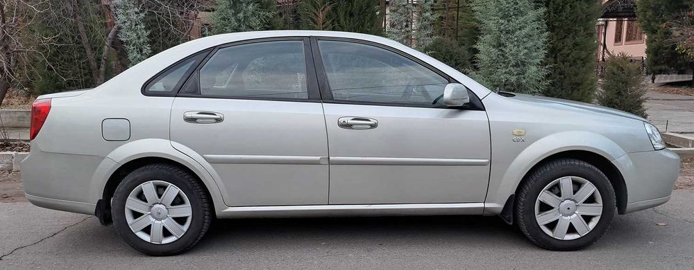 Продается Шевролет Ласетти 1.8