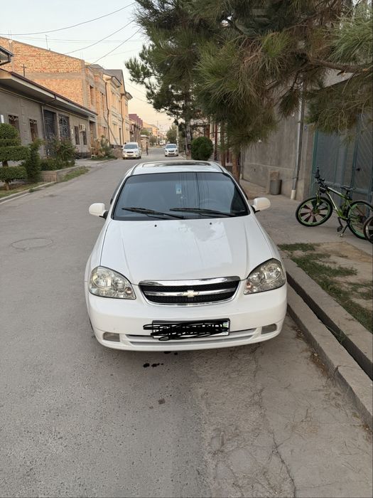 Lacetti 1.8 mator 2011 yil moy yemydi hamma avtamat