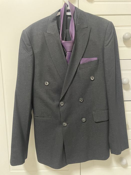 Kostyum-shim mujskoy