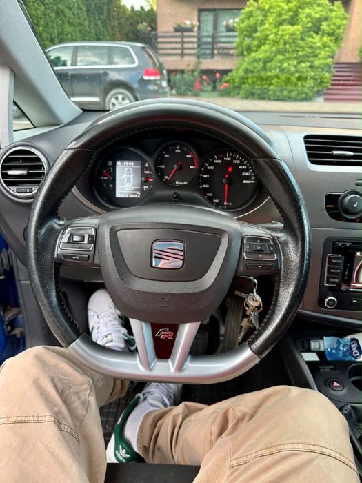 Vând seat leon fr