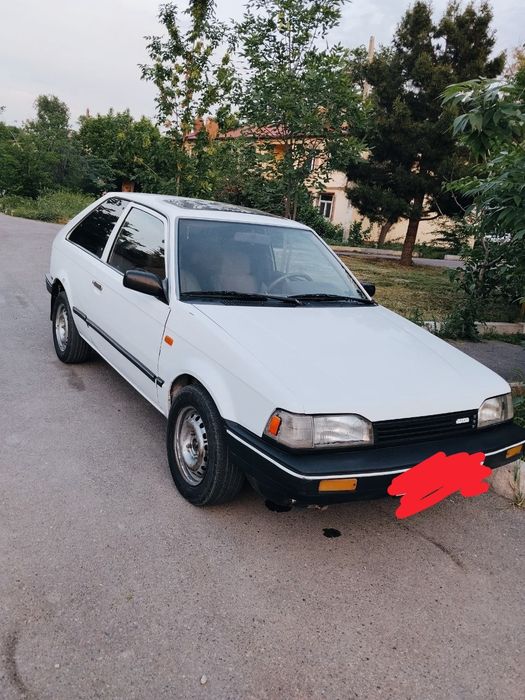 Yaxshi xolatdagi Mazda 323
