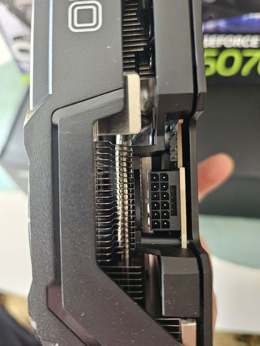 Продам GEFORCE RTX 5070