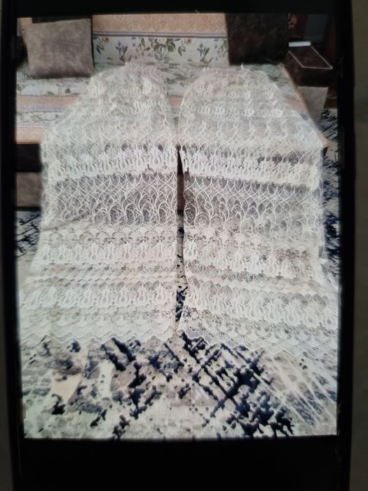 Красивые. Тюли каймачный цвет