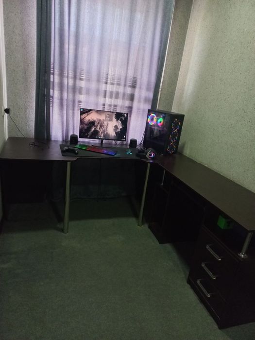 Комплект геймера[Пк+Столы+Геймпад+Наушники+Колонки+Мышка+Монитор]