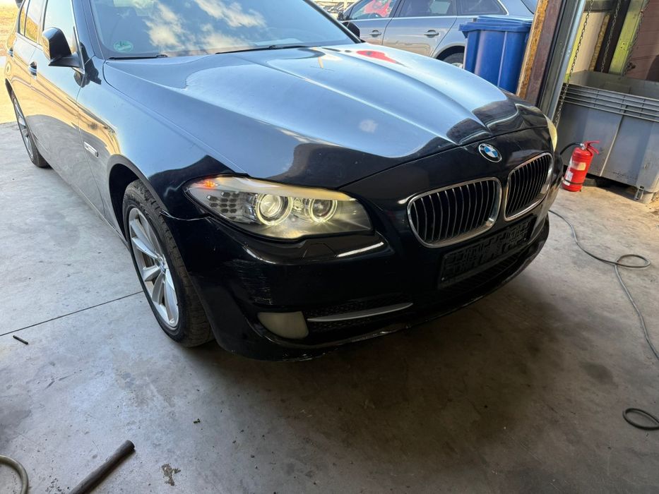 Dezmembrez bmw f10 xdrive 3.0 biturbo