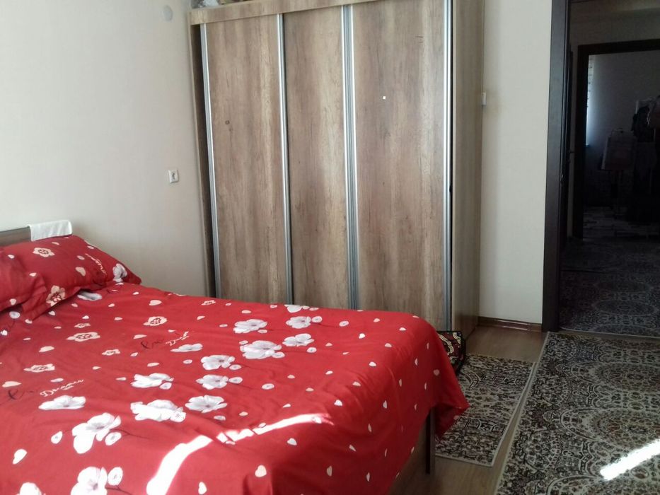 Uy sotiladi 3 xonali