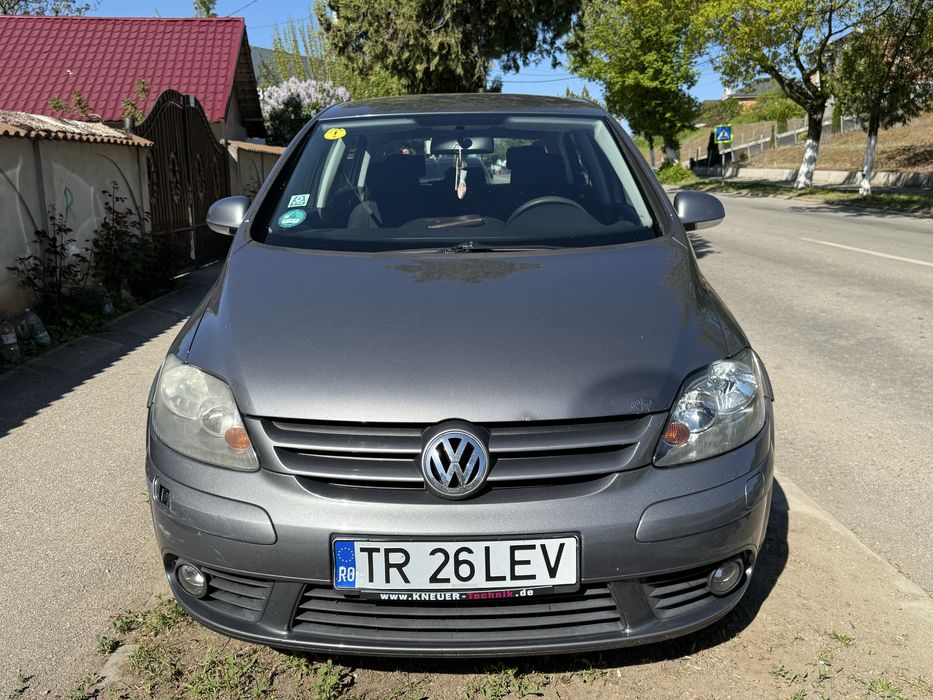 Se vinde Golf 5 plus 2006