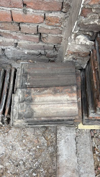 Vand 500 buc  tigla de Jimbolia, model 351