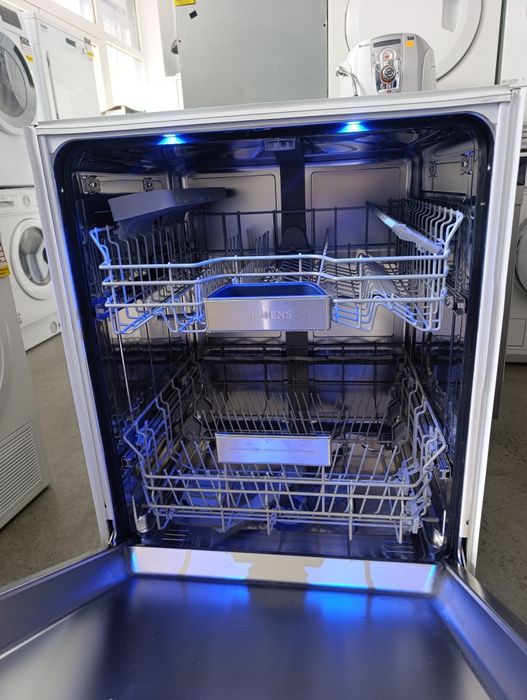 Съдомиялна за пълно вграждане SIEMENS