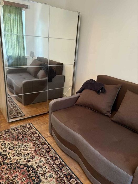 Dau in chirie apartament 2 camere, central, pe str.Petre Dulfu