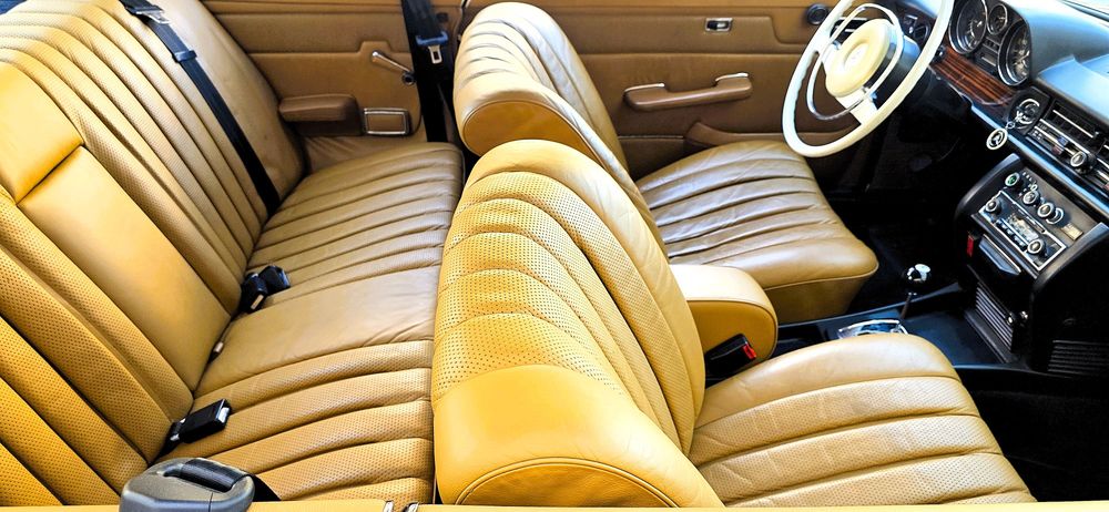 Mercedes  280 C  W114 Strich /8 Coupe Automatic Retro Bot de Cal