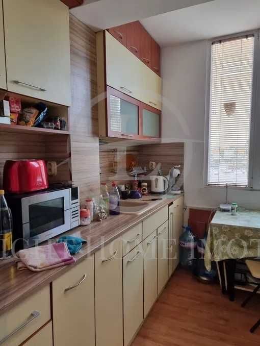 Продава се Тристаен апартамент в Пловдив, Кършияка - 68 кв.м за 2250 €/кв.м - Снимка #2